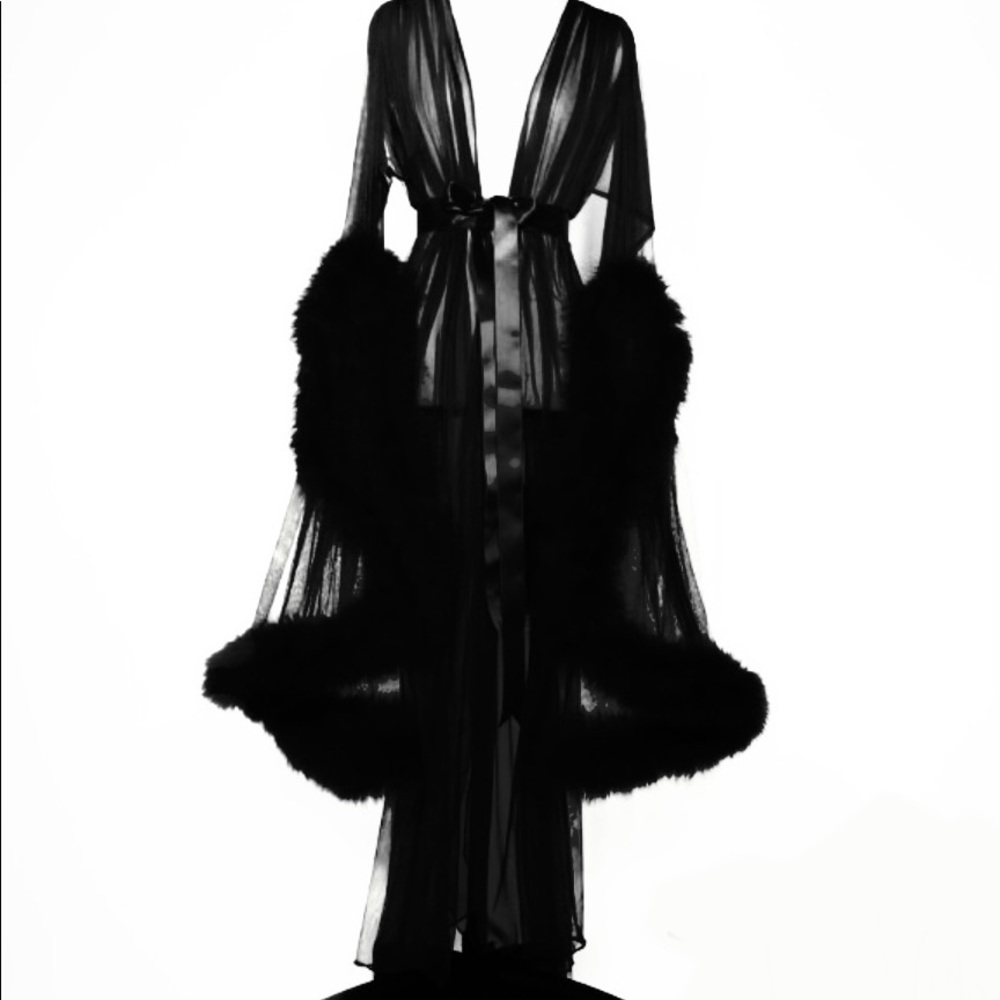 Marabou Robe